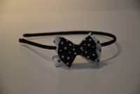 Bandolete com laço Branco e preto.